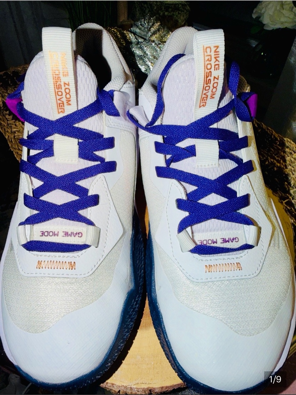 Nike Air Zoom Crossover GS 7Y Women 8.5 White Purple Basketball Shoes